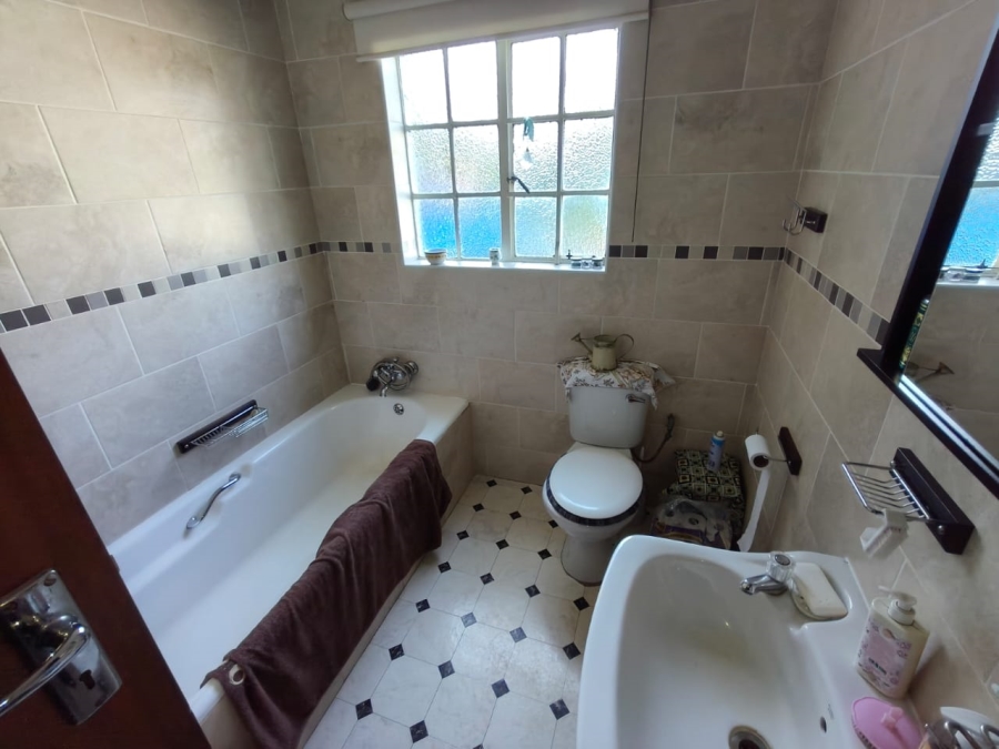 4 Bedroom Property for Sale in Protea Park North West